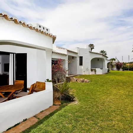 Club 98 - O Refugio Perfeito * Albufeira