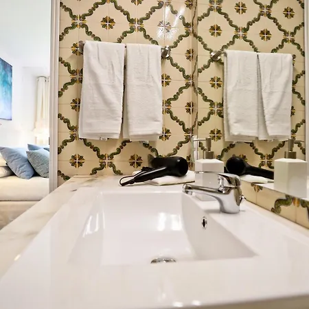 Club 98 - O Refugio Perfeito * Albufeira