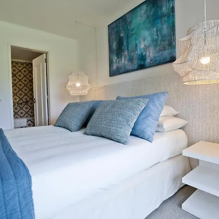 Club 98 - O Refugio Perfeito *