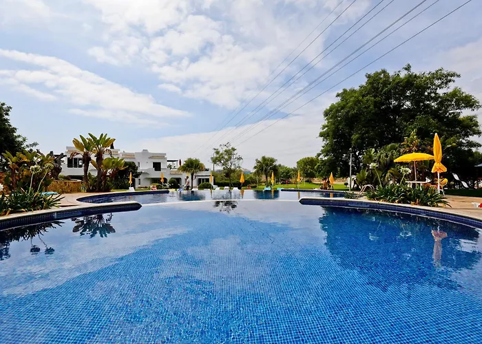 Club 98 - O Refugio Perfeito